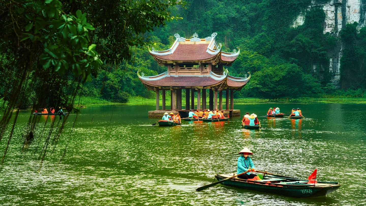 Hành Cung Vũ Lâm, joyau du circuit en barque Trang An Ninh Binh
